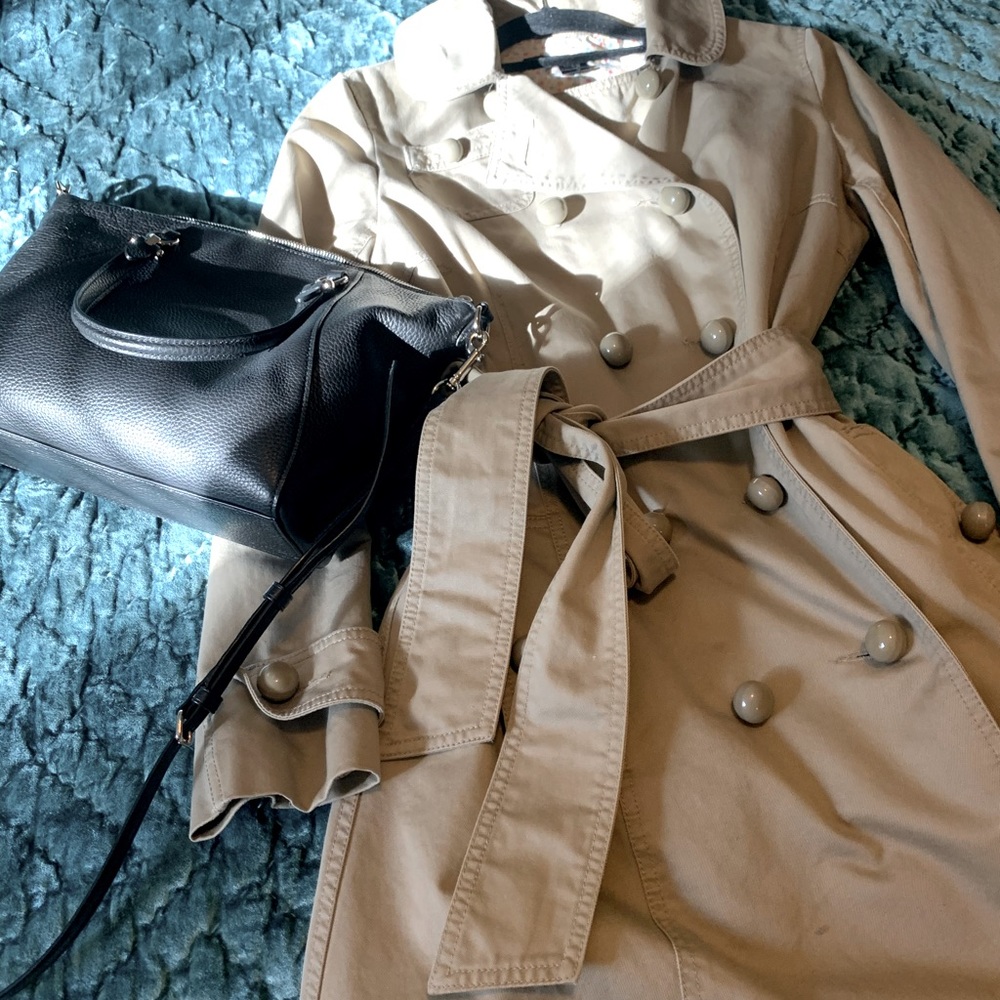 Marc Jacobs stylish trench coat